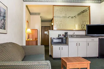 Baymont By Wyndham Phoenix North